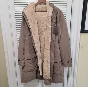 NICHOLAS K. Faux sherpa parka
